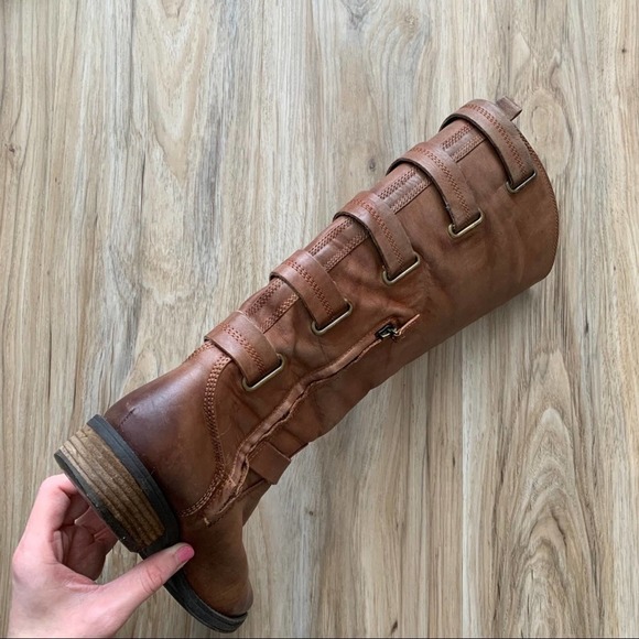 ARTURO CHIANG Brown Leather Tall Heeled Boots - Size 7 - Picture 5 of 11